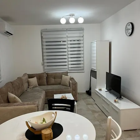 아파트 Kg Elite 크라구예바츠