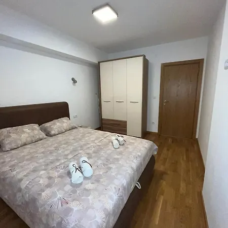 아파트 Kg Elite 크라구예바츠